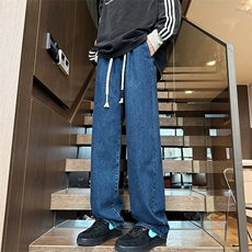 深蓝色