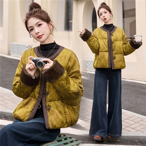 2025年潮冬季短款新中式羽绒服新款图片