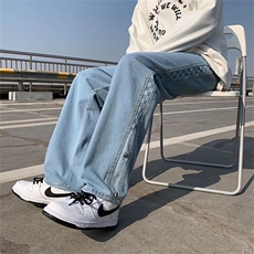 蓝色