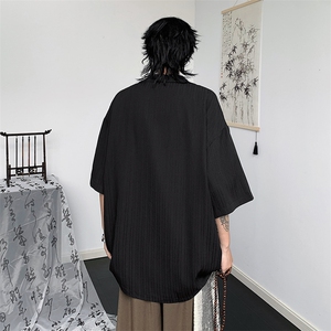 新款冰丝刺绣西装领薄款衬衫短袖男宽松休闲设计感衬衣图片