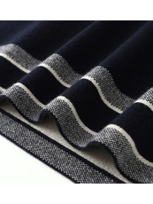 2025年秋季新款百搭女士四平针连帽斗篷披肩，披肩，美高戎羊绒