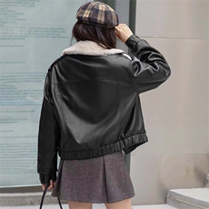 现货海宁f仿真皮皮衣女加绒加厚短款2024冬季新款女士宽松皮外套，女装皮衣，美拉德工厂直营店