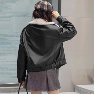现货海宁f仿真皮皮衣女加绒加厚短款2024冬季新款女士宽松皮外套图片