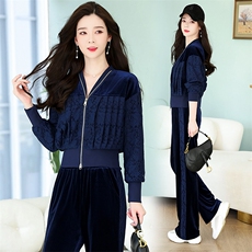 现货2023春装新品时尚两件套金丝绒蕾丝拼接套装，女装套装/套裙，依路服饰
