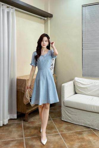 天丝提花简约大气连衣裙系列款产品，女装连衣裙，天使公主