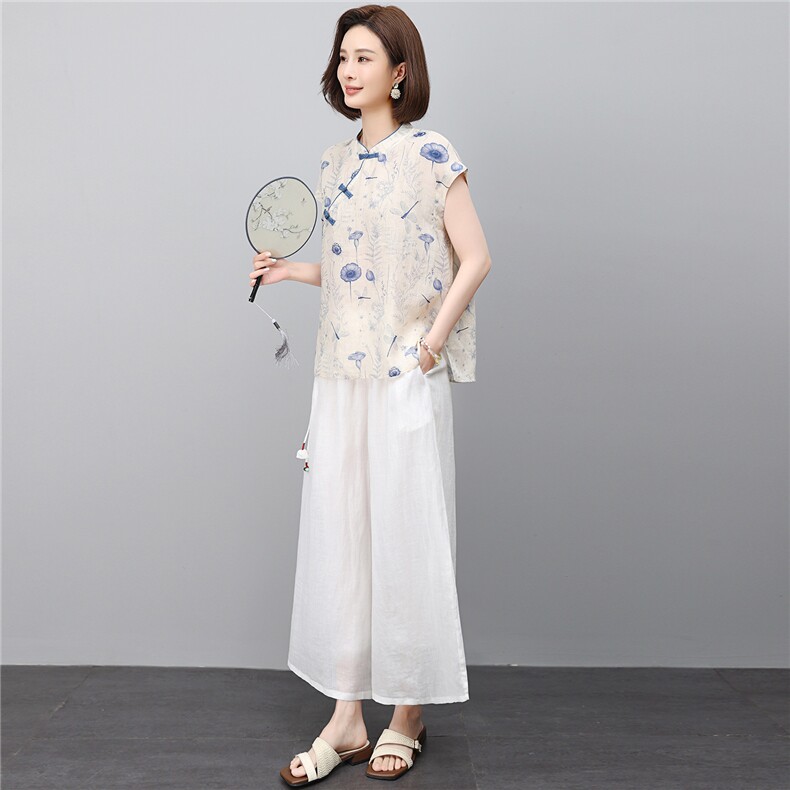 时尚夏季薄款2026新款苎麻大方得体低圆领刺绣优雅范上衣,女装套装/套裙,江忆布依