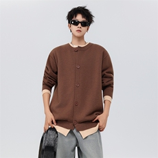 咖啡色