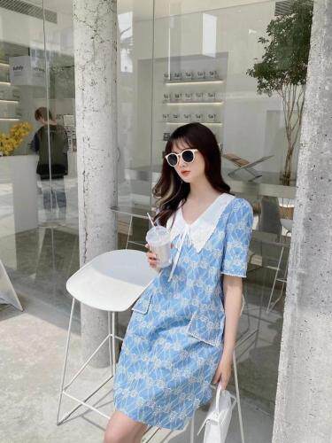 韩版娃娃领碎花连衣裙，女装连衣裙，雾灵水Lady-Lin