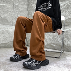 咖啡色