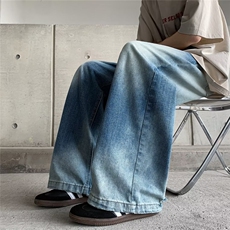 蓝色