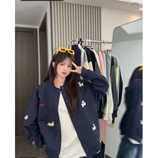 藏青色