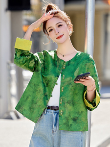 2025早春新中式印花粉色缎面短外套女复古设计感小众减龄上衣图片