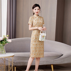 2025年夏季新品时尚气质金丝提花香云纱品质真丝喜庆中长款旗袍裙,女装汉服/婚纱/旗袍/礼服,媚琳依坊, 2025年夏季新品时尚气质金丝提花香云纱品质真丝喜庆中长款旗袍裙,女装汉服/婚纱/旗袍/礼服,媚琳依坊,