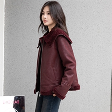 现货2024冬新款海军大翻领短羊羔毛皮毛一体加绒加厚外套韩系，女装羊羔毛/颗粒绒，美拉德工厂直营店