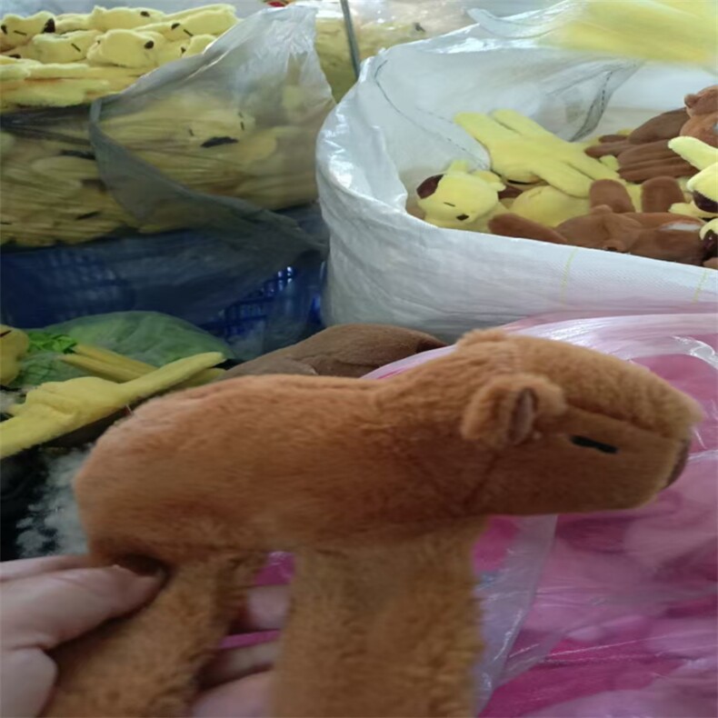 啪啪圈，春兰毛绒玩具