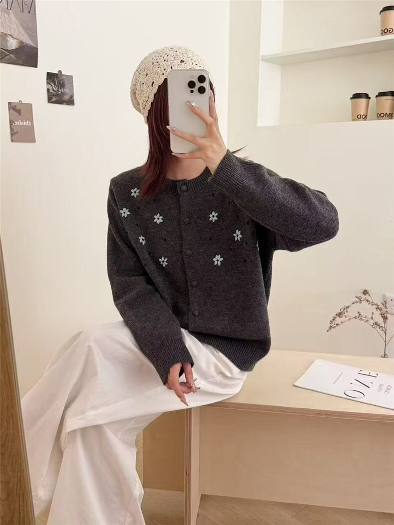 2025年秋季通勤单件长袖加厚花朵刺绣开衫时尚百搭休闲，女装针织衫/毛衣，尚雪电商供货