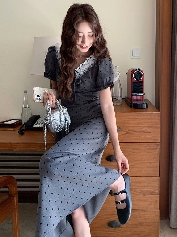 灰色波点泡泡袖连衣裙女2025夏季新款甜辣风设计感收腰显瘦长裙潮,女装连衣裙,浙宝305