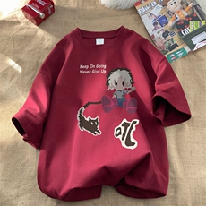 酒红色