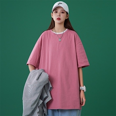 玫红色
