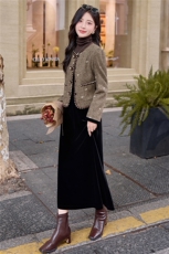小香风丝绒套装裙2025早秋季新款巨好看的轻奢高级感女人味两件套，女装套装/套裙，雅静靓衣