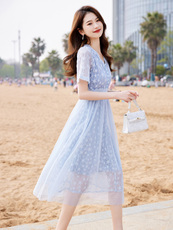 时尚潮流2023年夏季新款甜美显瘦蕾丝网纱拼接长款连衣裙，女装连衣裙，安之芮娜
