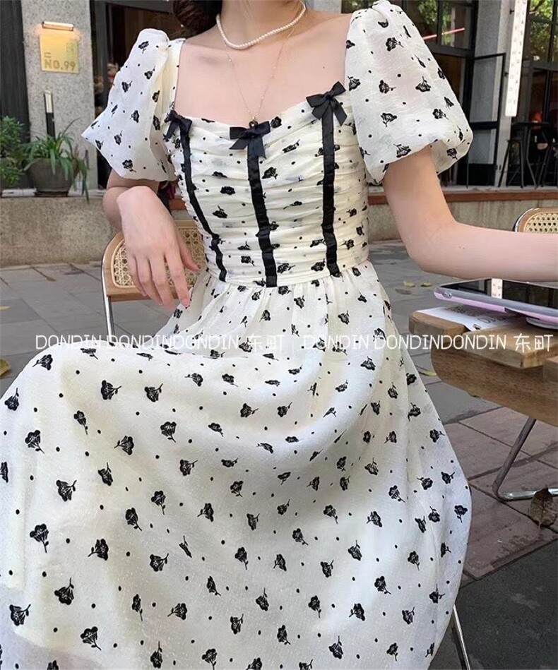 现货亮丝提花连衣裙，女装连衣裙，东町