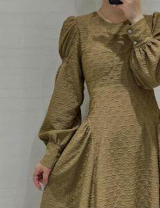 秋季新品，提花面料，高品质简约大方连衣裙，女装连衣裙，More-Lee