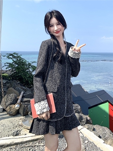 主推现货-2025年秋季新款减龄设计感小香风百褶两件套套装裙女图片