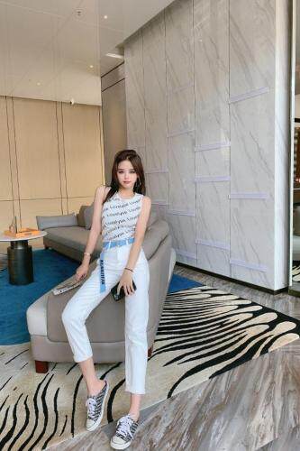 腰带白色小直筒牛仔裤～SMLXL，女装牛仔裤，LOVELS