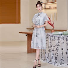 新中式连衣裙2024新款女装夏季超好看连身裙高端精致气质旗袍裙子，女装连衣裙，利佳可人