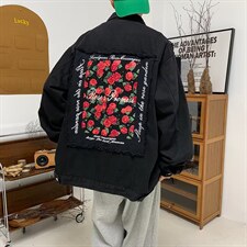 黑色