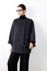 2025年秋季款号一粒扣韩版羊驼双面呢大衣，女装双面呢大衣，亿美羊绒