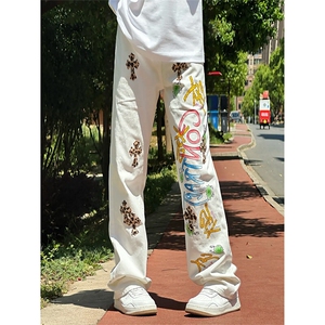 ！美式潮牌涂鸦彩绘豹纹十字架直筒休闲牛仔裤图片
