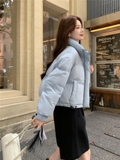 现货新款羽绒服女短款韩版立领简约加厚小个子高级感面包服外套潮，女装羽绒服，韩然一族