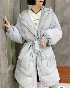 2021年新款羽绒服图片