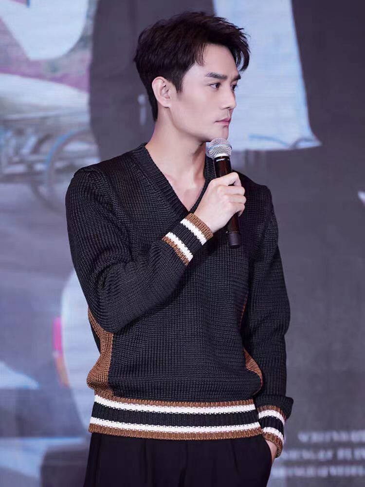 2025年秋季长袖套头青春流行羊毛衫，男装羊毛衫，圣强羊绒