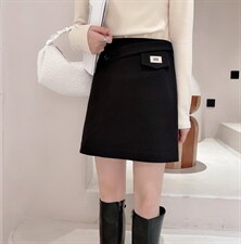 呢料短裙，其它，秀禾