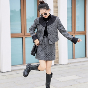 现货2024新款冬装小香miu系甜美蝴蝶结套两件套加棉图片