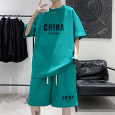绿色