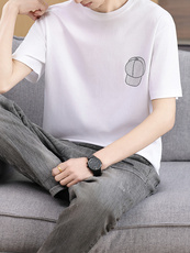 宽松简约帽子印花透气短袖，男装T恤，元素羊绒