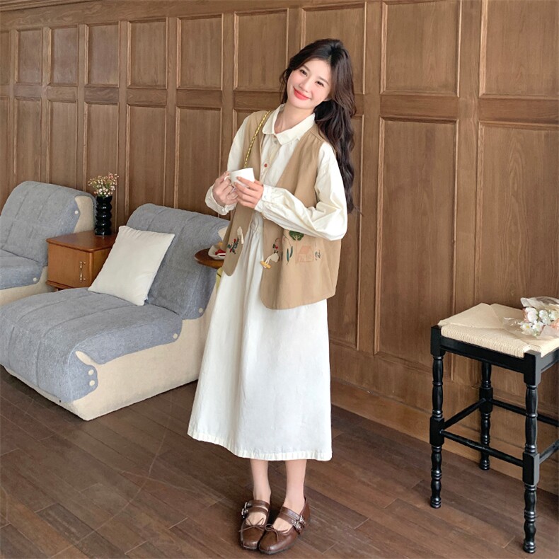 卡其色牛仔绣花背心半身裙两件套女2025春季新款时尚减龄百搭套装,女装套装/套裙,浙宝301