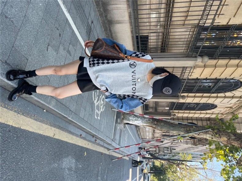 秋季新款卫衣两色，女装卫衣/绒衫，88名店