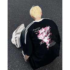 黑色