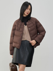 现货2025年冬季新款90白鸭绒休闲风简约时尚羽绒服女外套，女装羽绒服，阳光伊恋