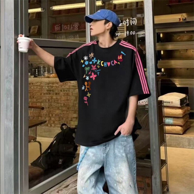 抖音得物品质二开240克宽松纯棉美式潮牌印花三条杠中性风短袖T恤,男装T恤,电商A486