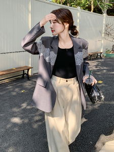 灰色休闲西装套装裙女小个子蕾丝拼接2025春季新款韩系减龄百褶裙图片