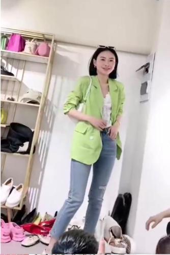 AX307欧洲站夏装新款袖子打褶四粒扣时尚大方休闲西装外套,女装西装,L·H·X