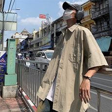 卡其色
