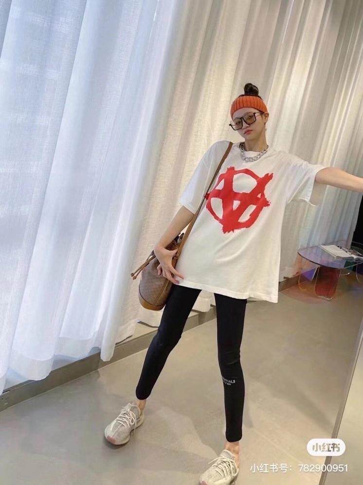 潮牌大板T恤～黑，白～，女装T恤，LOVELS