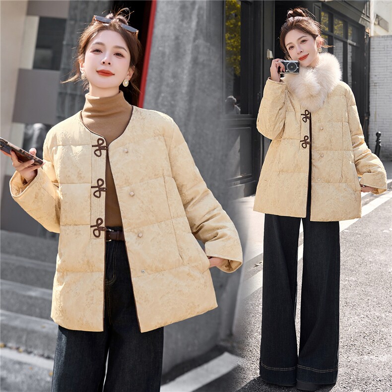 狐狸毛新中式提花2026年冬季新款气质收腰白鸭绒羽绒服保暖外套，女装羽绒服，奕薇雅